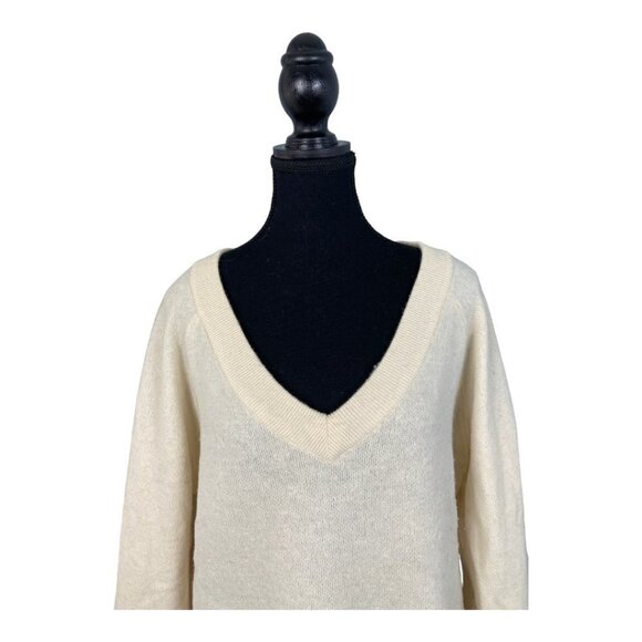 GOLDEN By Tna Cream Coloured Cashmere Blend Oversized Sweater Size Medium - Picture 6 of 8